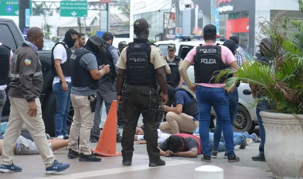 Al Menos Detenidos En Un Nuevo Operativo En Ecuador Contra El Crimen