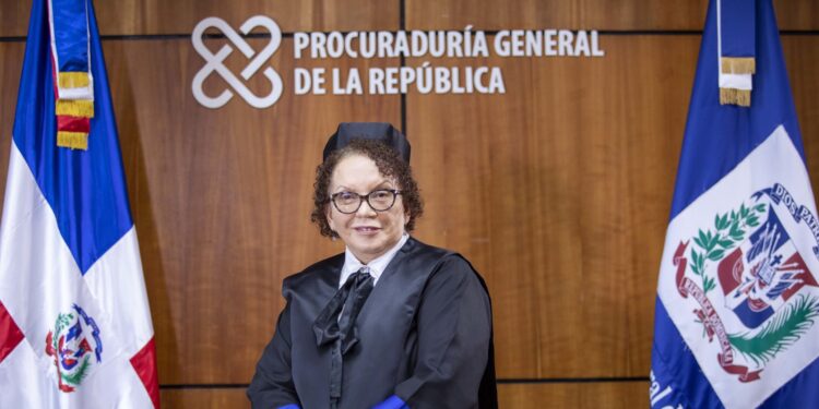 STO04. SANTO DOMINGO (REPÚBLICA DOMINICANA), La procuradora general de la República Miriam Germán Brito, posa para una fotografía el martes 20 de octubre del 2020, en Santo Domingo (República Dominicana). FOTO/ROBERTO GUZMÁN/PGR