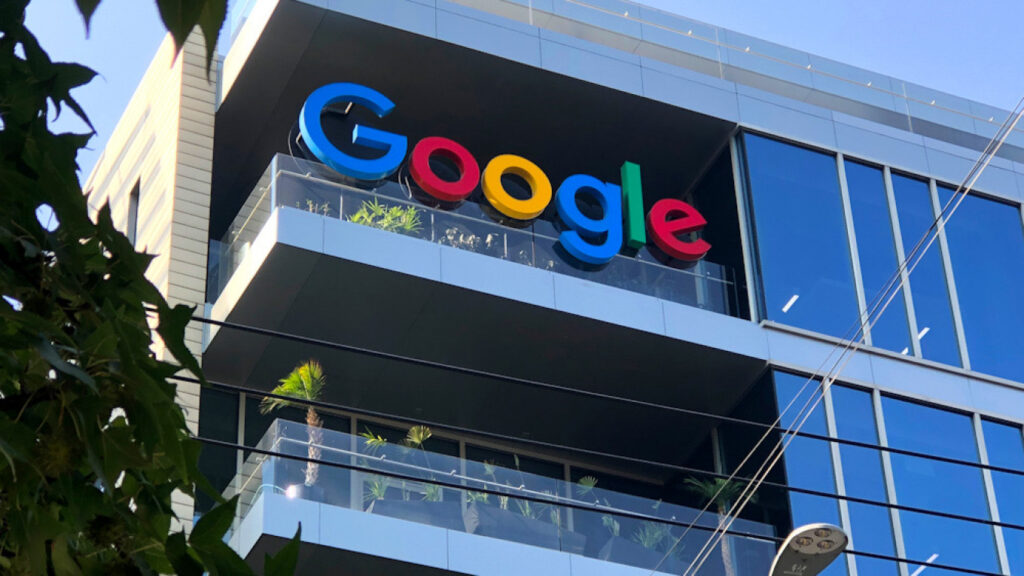 Wiz, una startup de cuatro años con sede en Nueva York, crea herramientas de seguridad diseñadas para proteger la información almacenada en centros de datos remotos de los intrusos.