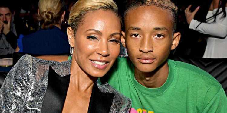 SANTA MONICA, CALIFORNIA - JUNE 15: Jada Pinkett Smith (L) and Jaden Smith attend the 2019 MTV Movie and TV Awards at Barker Hangar on June 15, 2019 in Santa Monica, California. (Photo by Emma McIntyre/VMN19/Getty Images for MTV)