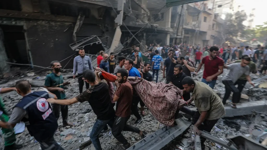 Más de 500 muertos en Gaza y 900 heridos después de tres días de bombardeos israelíes